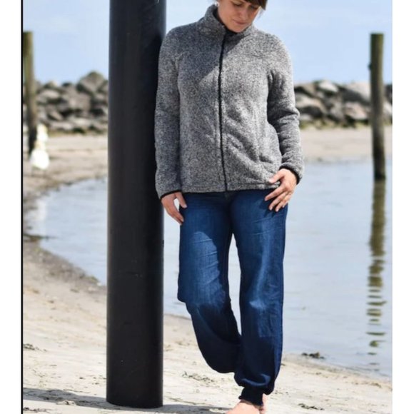 Uniqlo Fluffy Fleece Full Zip Jacket In Grey Color Sz S - Picture 1 of 6